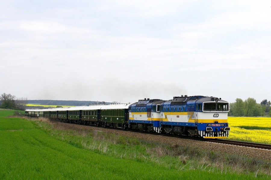 obr.vlaky/OE10-03.jpg